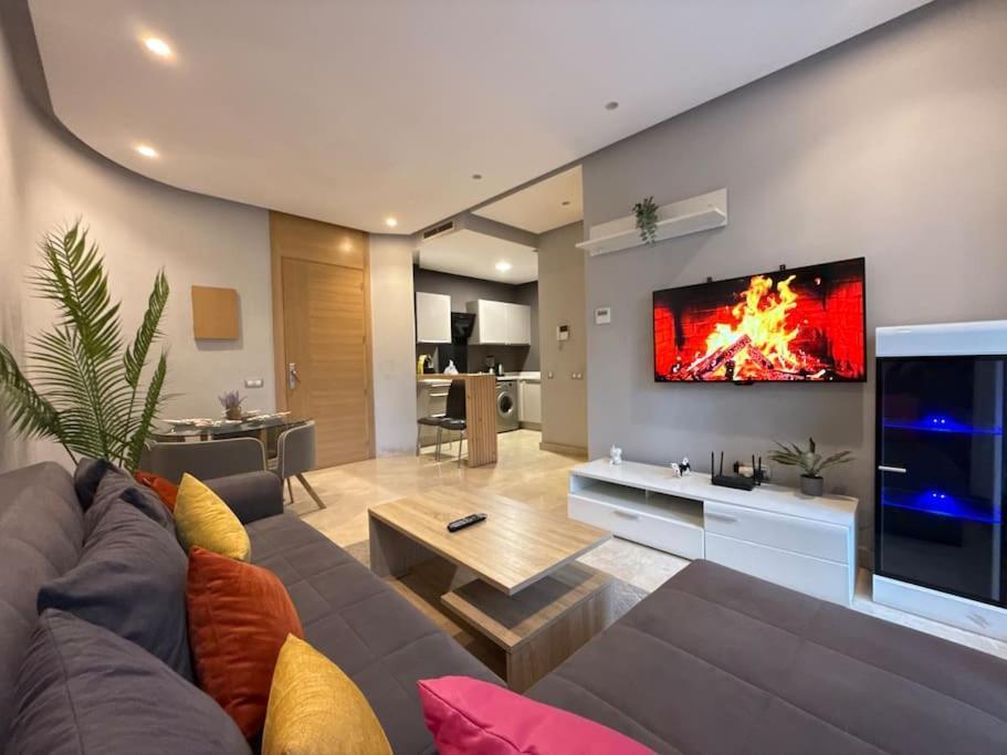Ideal Away From Apartment