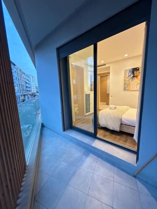 Apartment Ideal Away From *